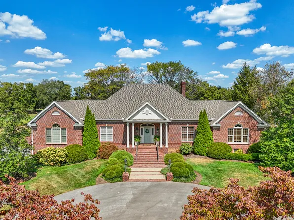 48 Avenue Of Champions, Nicholasville, KY 40356