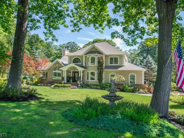 3 Red Oak Ln, Rockaway Twp., NJ 07866