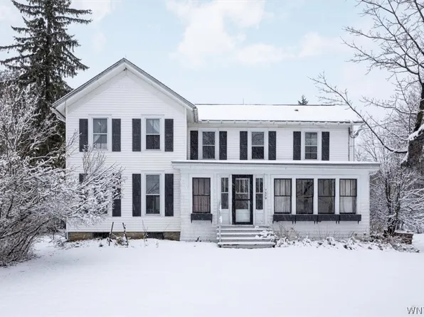 7674 Irish Rd, West Falls, NY 14170