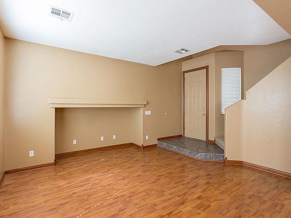 5th image of 4657 San Severo St