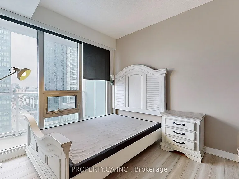 17 Bathurst St #1209 — Photo 21