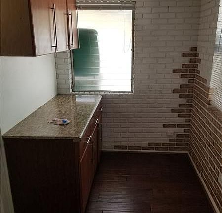 5th image of 3150 N Seacrest Blvd