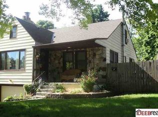 4512 Oak St, Omaha, NE 68106