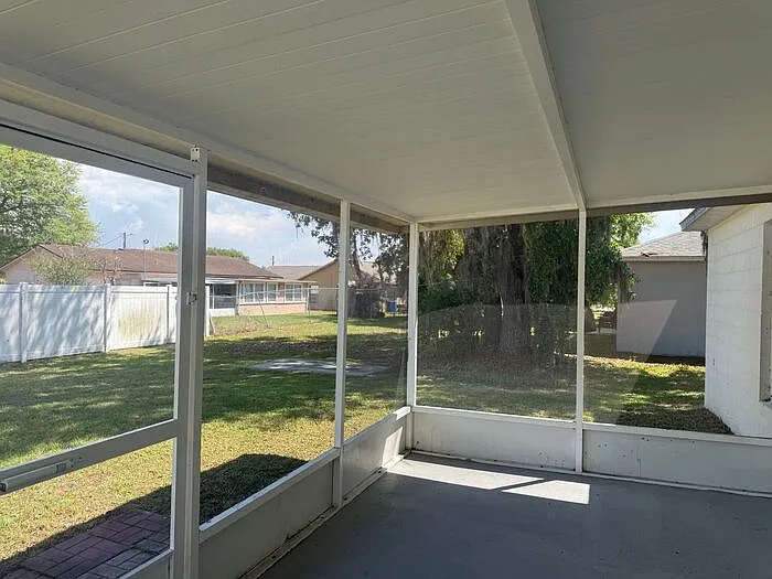 405 Francisco Way — Photo 36