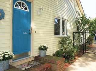 23 Northup St, Warwick, RI 02889