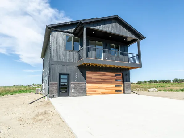 5830 28th Ave SE, Bismarck, ND 58504