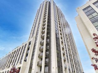 9085 Jane St #503, Vaughan, ON L4K 4L8