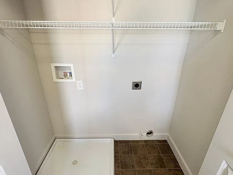 173 E Fiddlers Canyon Rd #1 — Photo 22