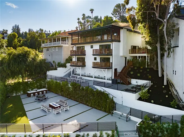 5150 Campo Rd, Woodland Hills, CA 91364
