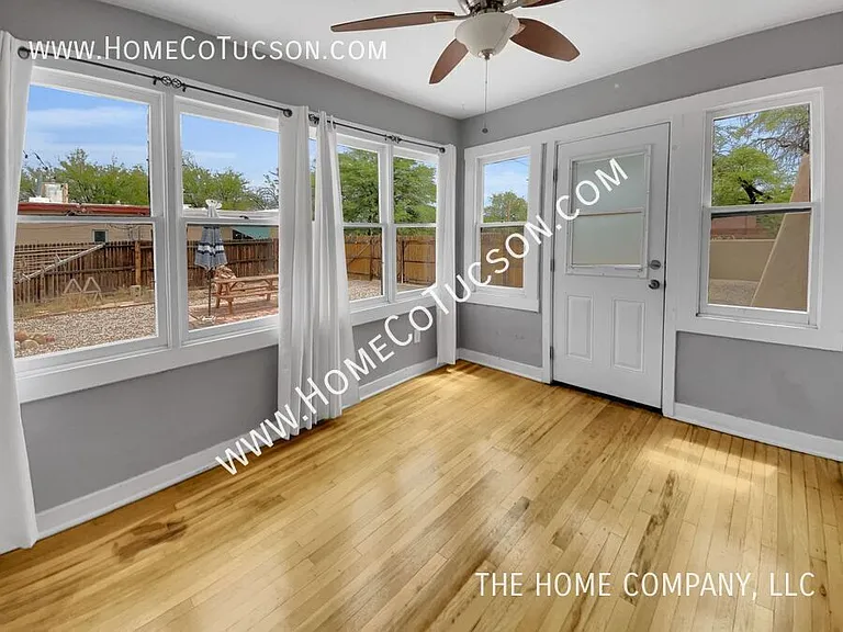 1401 N Camilla Blvd — Photo 24