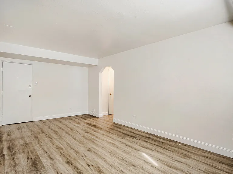 Bo Apartments — Photo 10