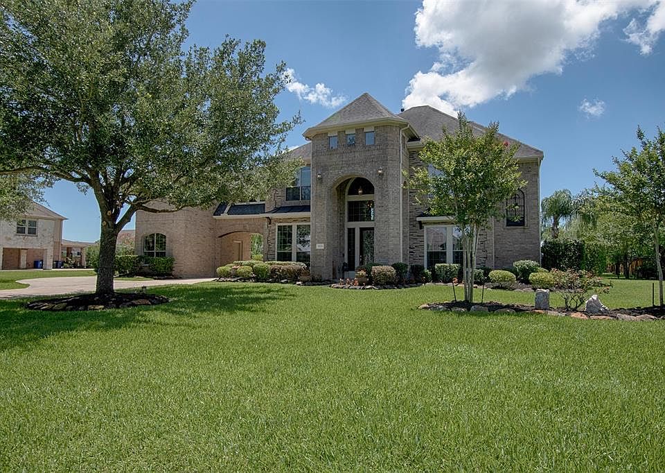 1st image of 1808 Lake Landing Dr