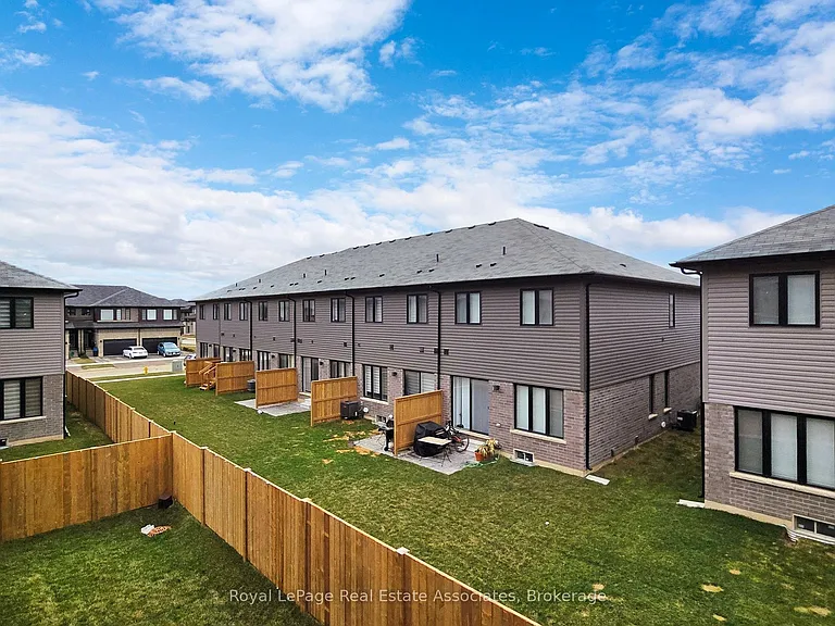461 Blackburn Dr #40 — Photo 41