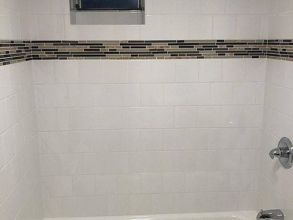 4th image of 1294 S Lincoln St #2