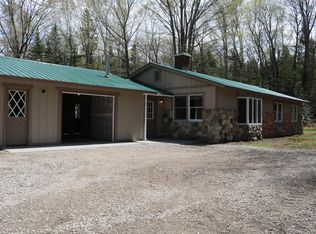 16240 Nipigon Rd, Cheboygan, MI 49721