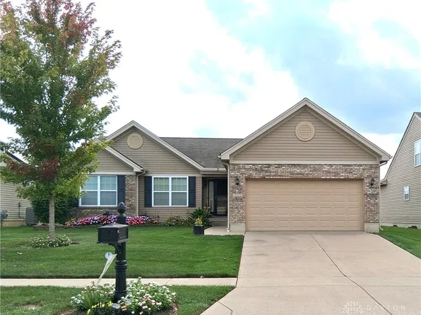 4251 Bergamot Dr, Tipp City, OH 45371