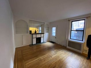 448 W 36th St APT 3, New York, NY 10018