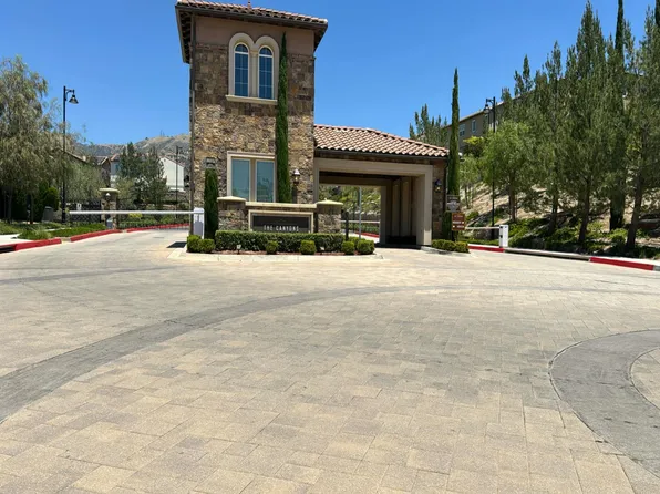 20705 W Chestnut Cir, Northridge, CA 91326
