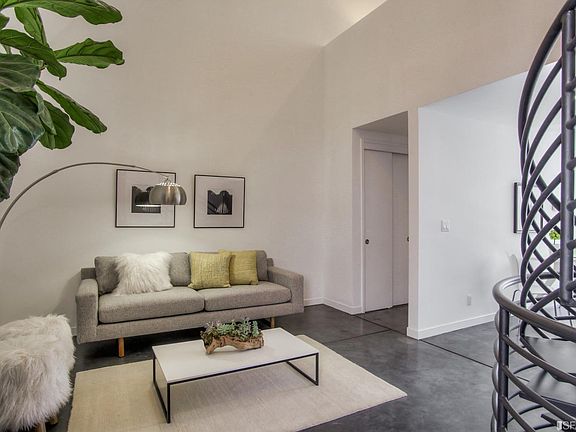 4th image of 2002 3rd St APT 220
