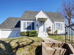 2017 Monroe St, Quincy, IL 62301