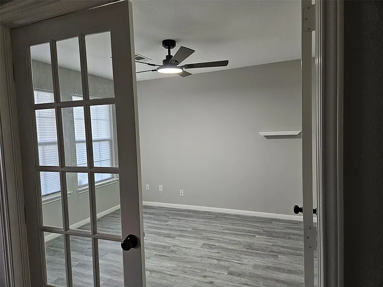 1130 Concord Pl — Photo 6