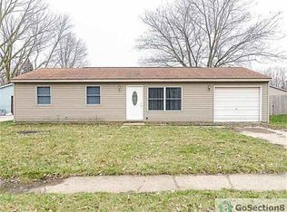 1413 Queens Way, Champaign, IL 61821