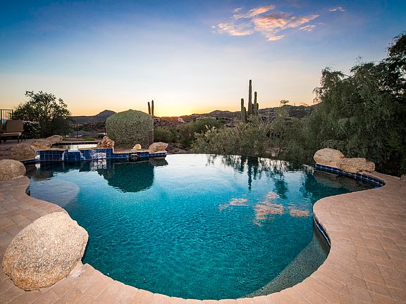 4th image of 9928 N Canyon View Ln