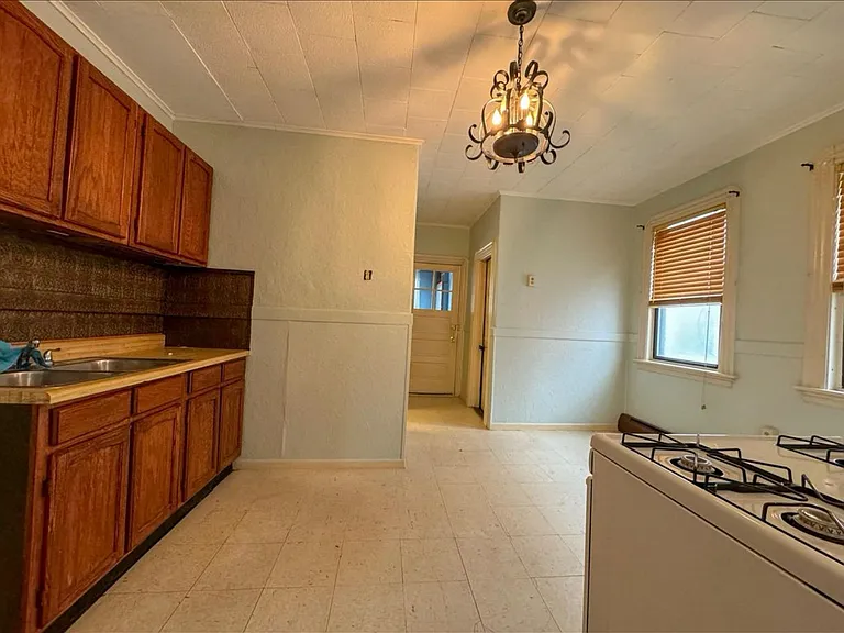 365 Franklin Ave #2S — Photo 29