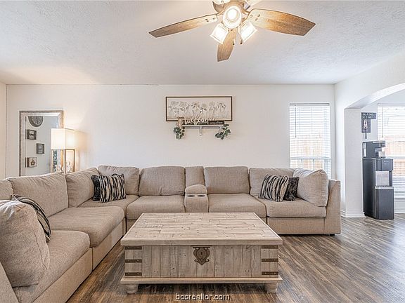 5th image of 4008 Southern Trace Ct