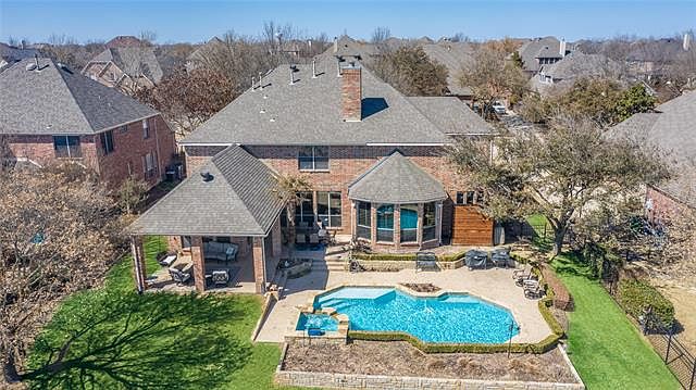1st image of 7821 Linksview Dr
