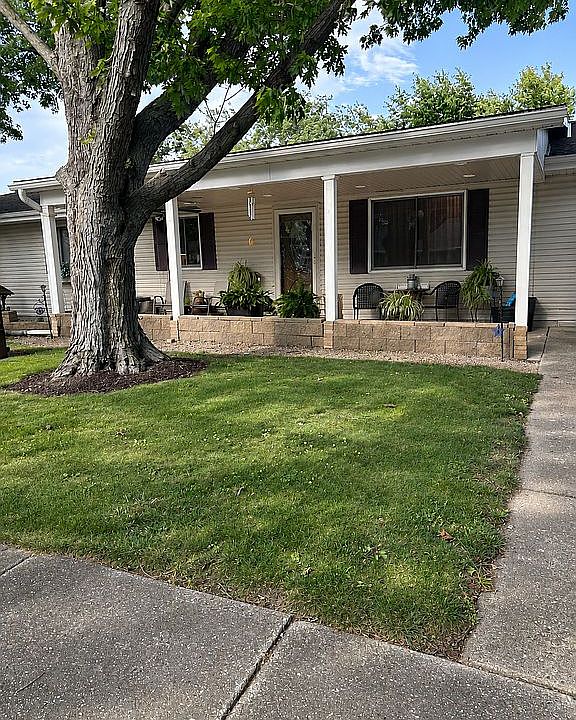 1st image of 677 Eastgate Dr