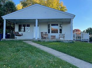 29 1/2 Flora Rd, Pittsburgh, PA 15227