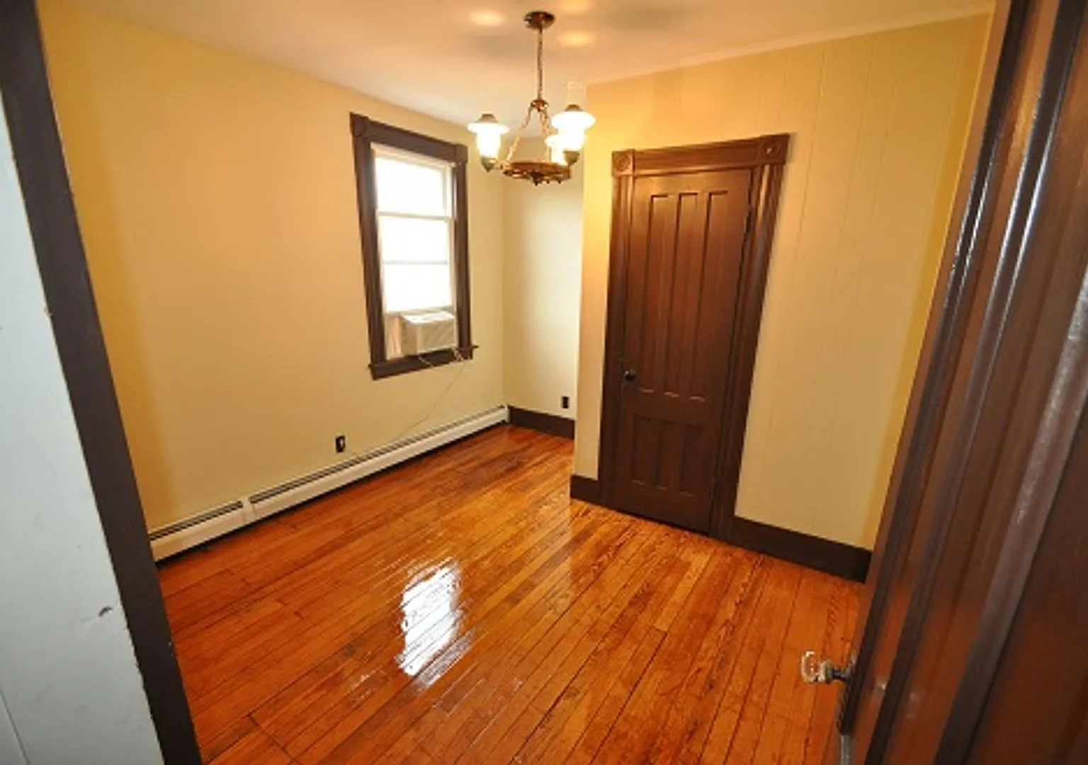 19-23 Pearl St — Photo 3