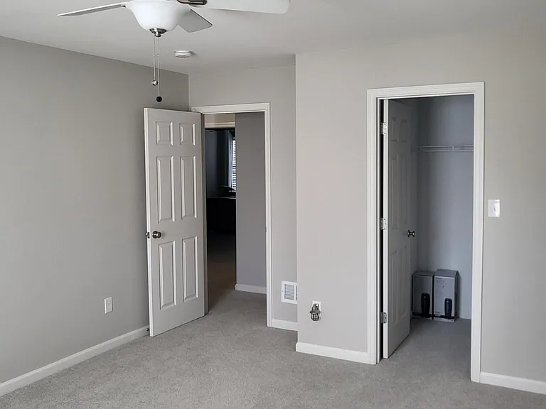 2629 Grover Crossing Way — Photo 15