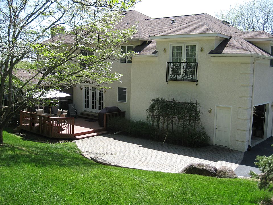 2nd image of 255 Watch Hill Rd