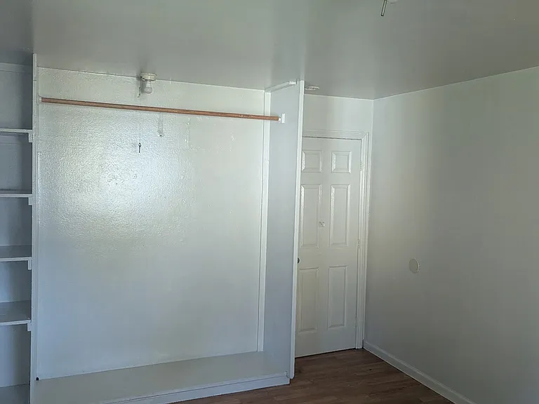 2558 Wyndham Ln #3 — Photo 7
