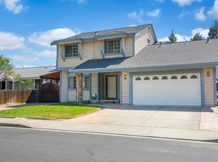 393 Limerick Way, Vacaville, CA 95688