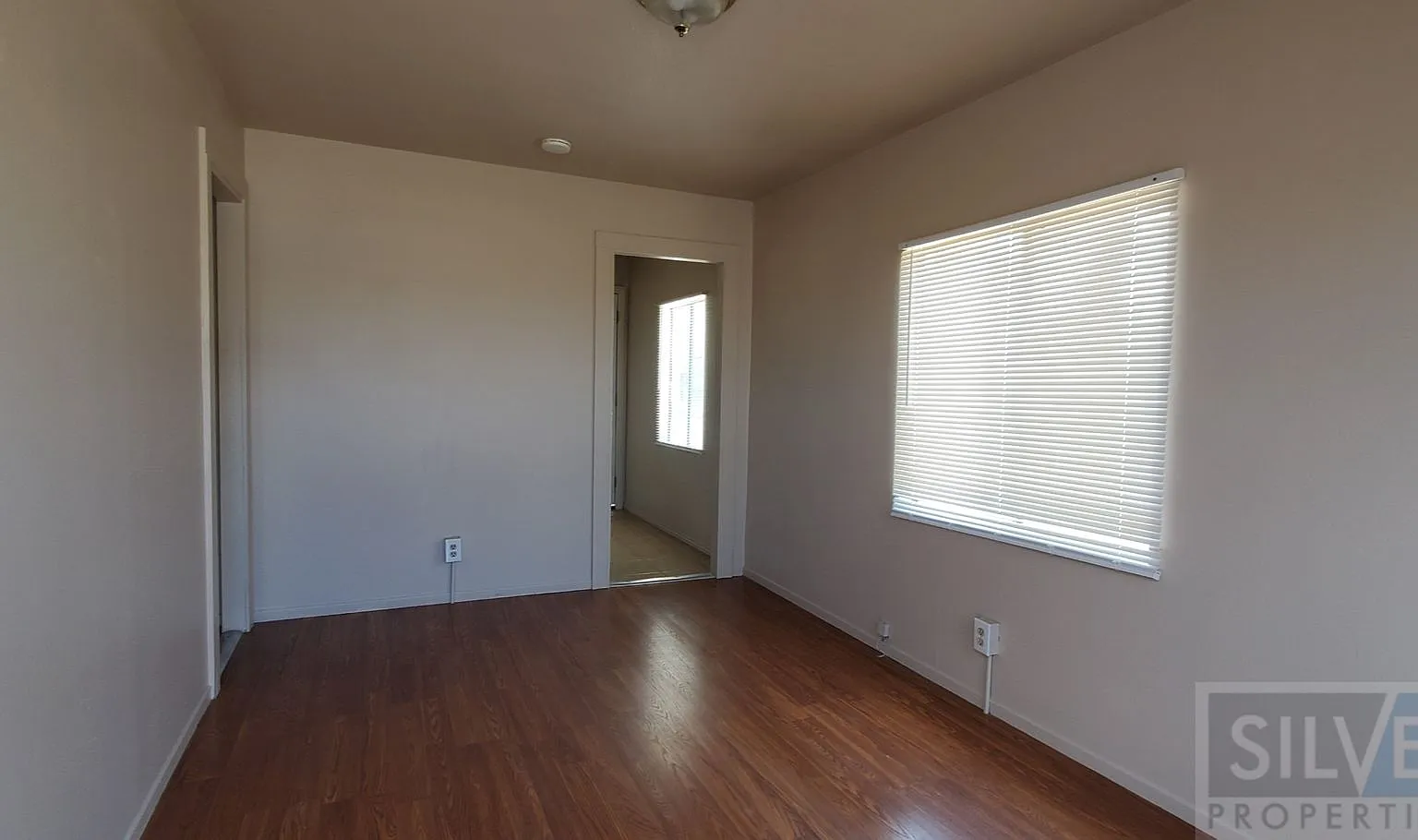 1 Bedroom 1 Bath House! — Photo 4