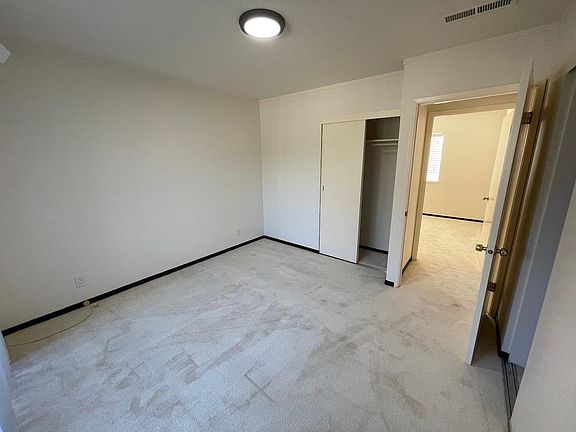 5th image of 532 Tyrella Ave APT 48