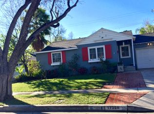 17358 Collins St, Encino, CA 91316