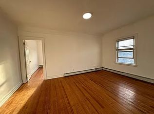2048 Hobart Ave FLOOR 3, Bronx, NY 10461