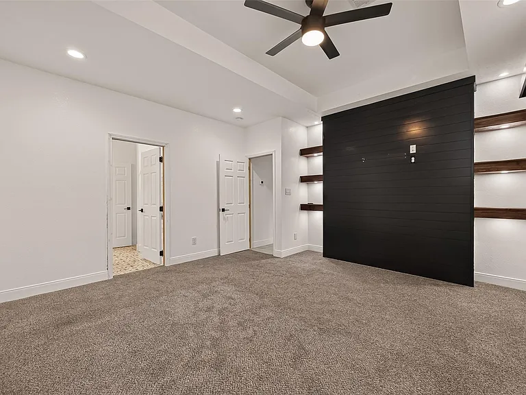 1343 Alpha Ln — Photo 31