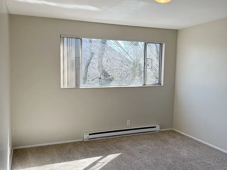 2020 Building — Photo 47