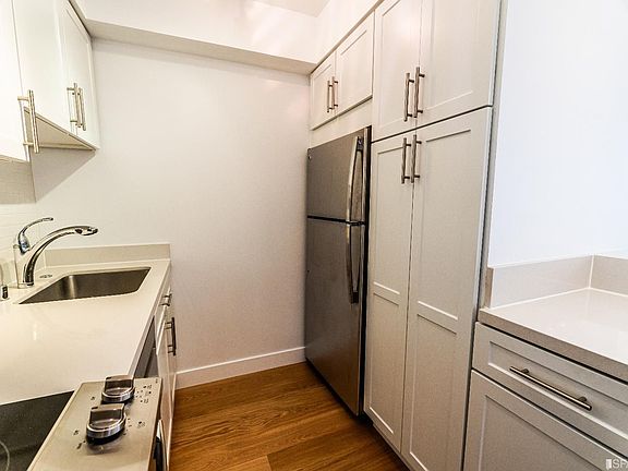 5th image of 1177 California St APT 705