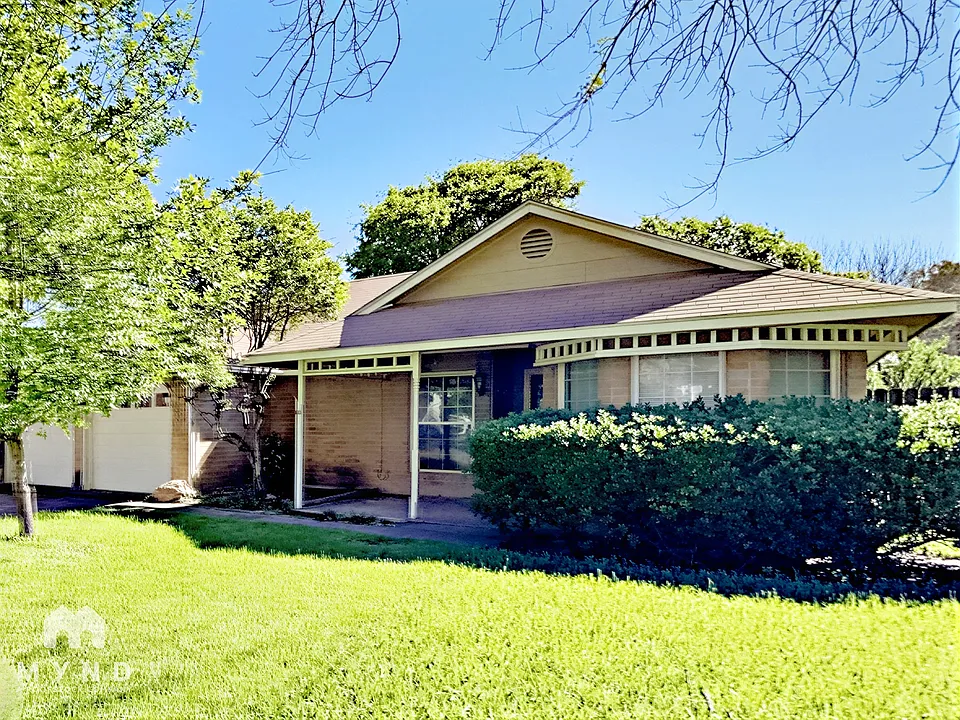 14605 Gold Fish Pond Ave