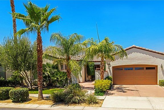 4th image of 60299 Poinsettia Pl