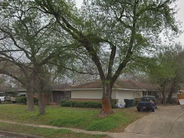 1606 Antoine Dr, Houston, TX 77055