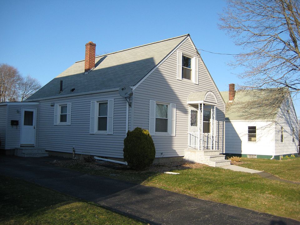 2nd image of 4 Winslow Ave