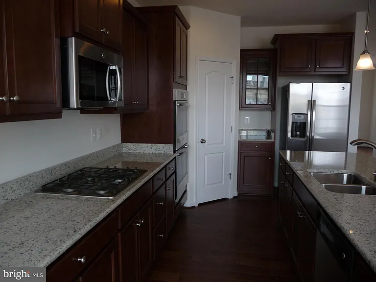 2888 Findley Rd — Photo 8