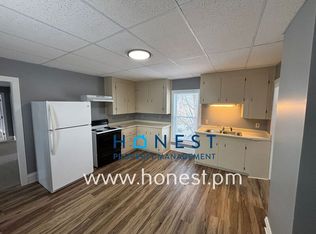 47 James St APT 2, Auburn, ME 04210